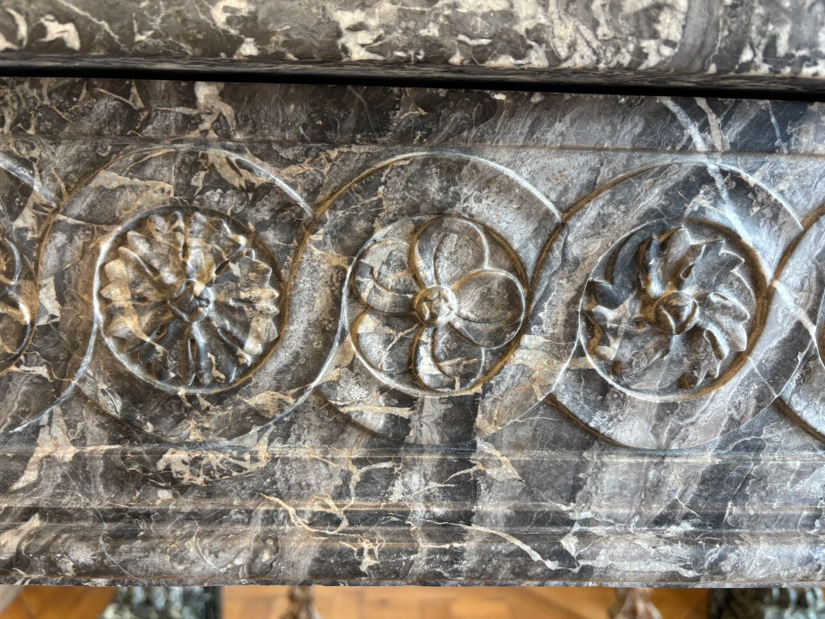 Elegant Louis XVI Fireplace Made Of Saint Anne Grey Marble-photo-3