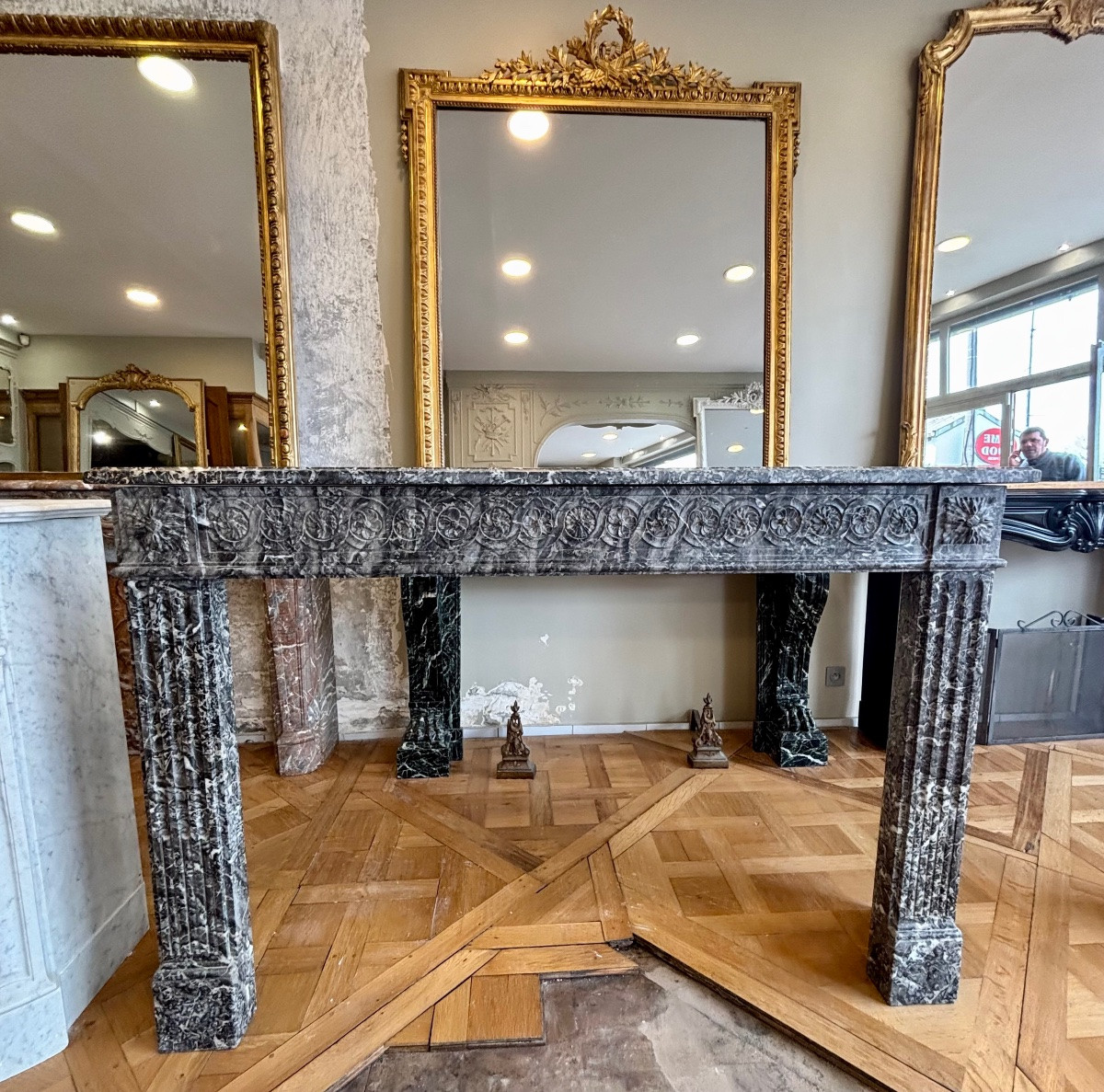 Elegant Louis XVI Fireplace Made Of Saint Anne Grey Marble-photo-5