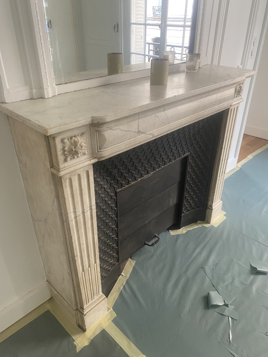 White Marble Fireplace In Louis XVI Style Dating From The End Of The 19th Century -photo-1