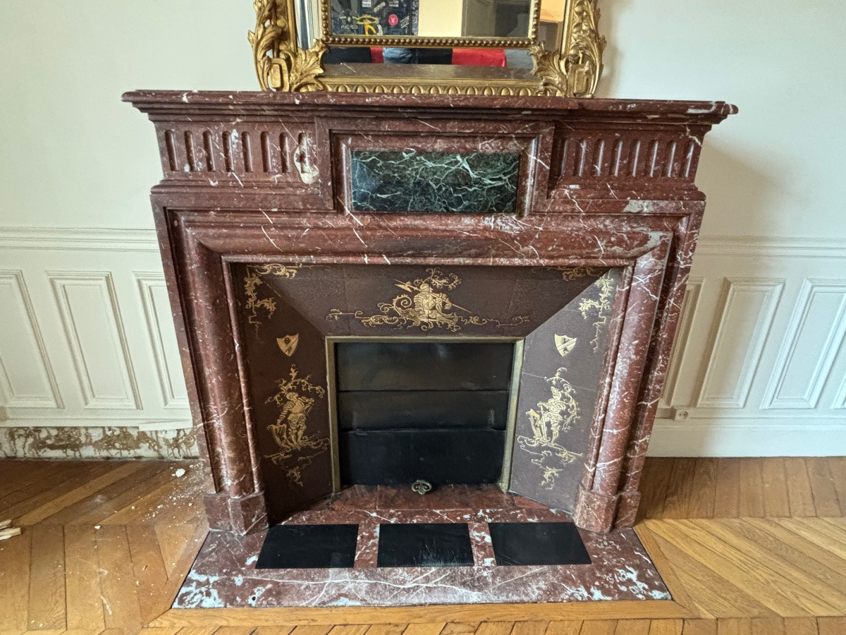 Antique Louis XIII Style Fireplace With A Hood, Made Of Red Marble, Late 19th Century -photo-8