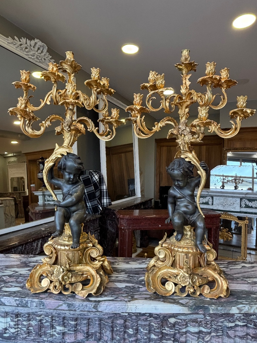 Grande Paire de Candélabres en bronze  de style Rocaille d’après Clodion fin du XIXeme siècle -photo-4
