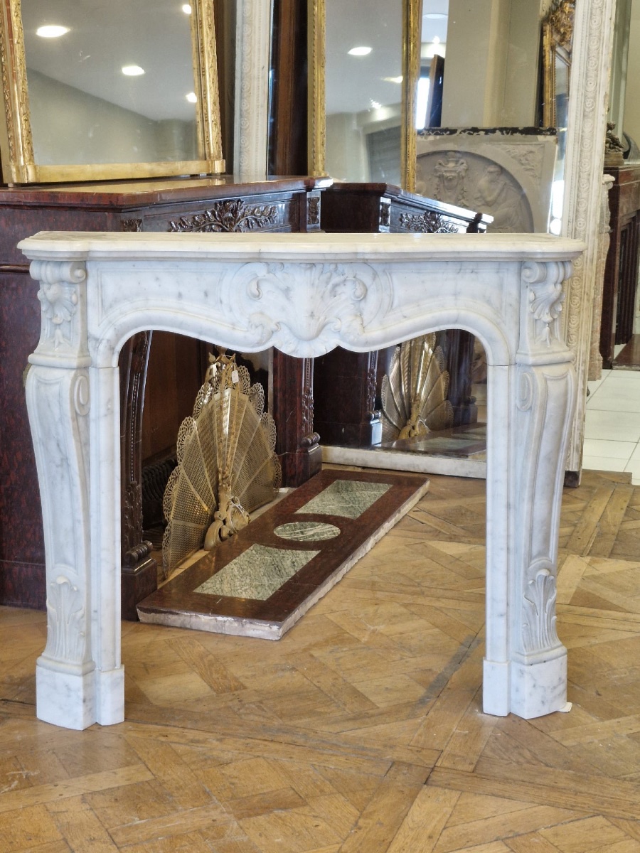Cheminée ancienne de style Louis XV réalisée en marbre de Carrare  fin XIXème siècle -photo-2