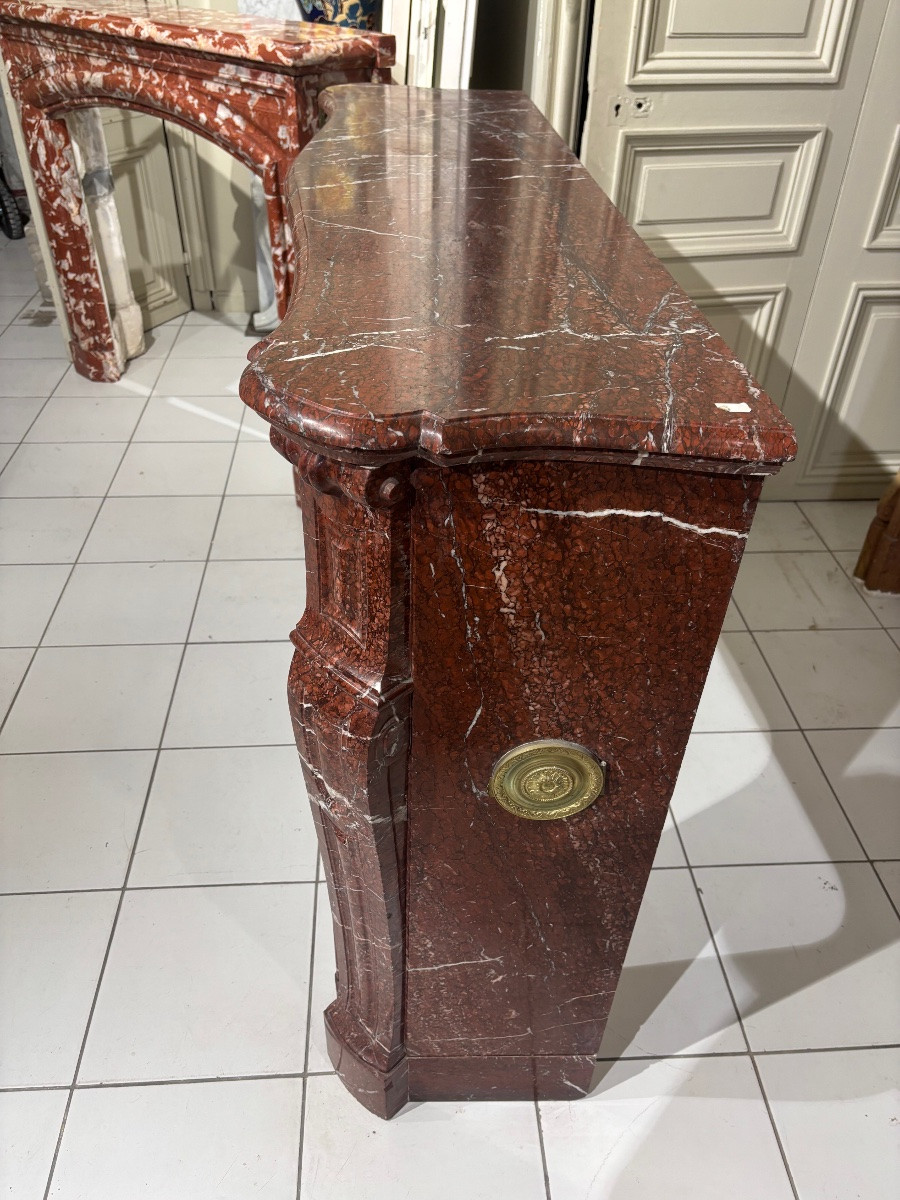 Cheminée ancienne de style Louis XV réalisée en marbre Griotte Framboiser fin XIXeme -photo-2