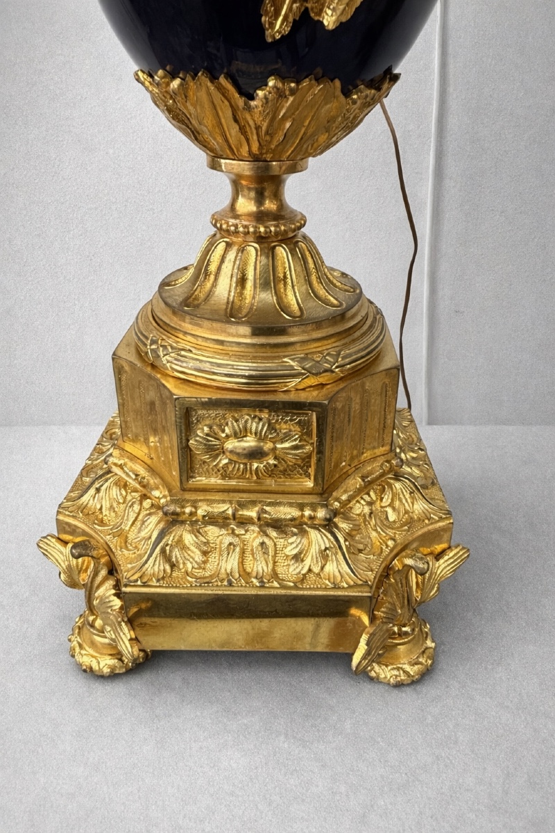 Late 19th Century Blue Porcelain Lamp Decorated With Garlands Held By Rams' Heads.-photo-3