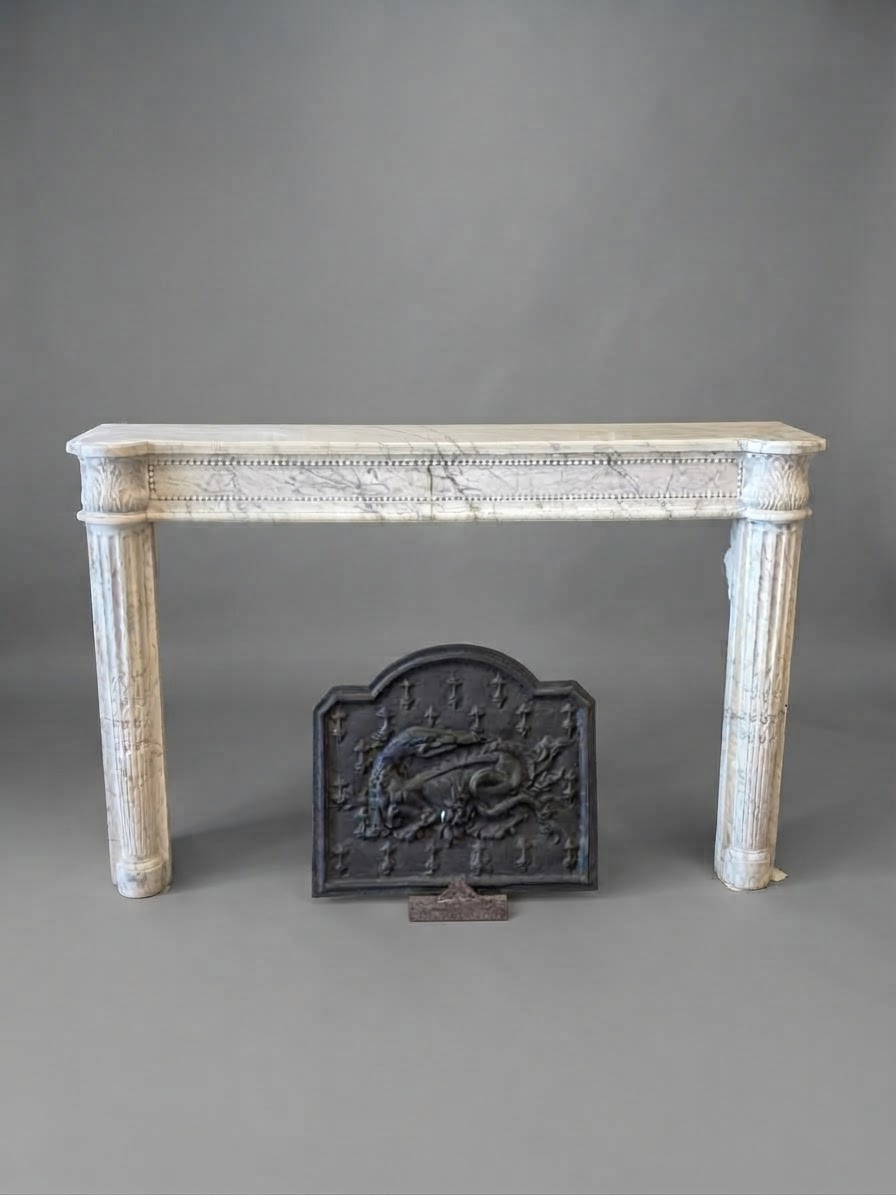 Louis XVI Antique Carrara Marble Mantel From The Late 18th Century-photo-2