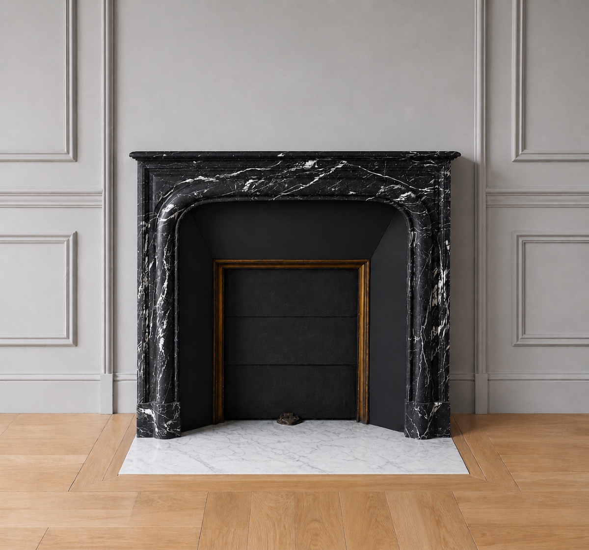 Antique Louis XIV Style Mantel In Black Marquina Marble From The Late 19th Century