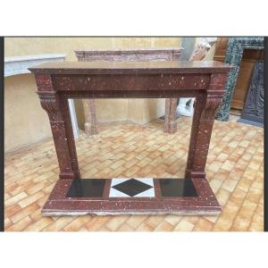 Elegant Antique Fireplace In Cherry Red Marble From The 19th Century