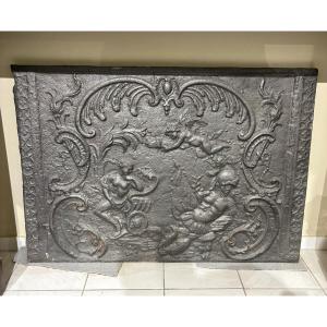 Very Beautiful And Large Old Fireplace Plate Made In Cast Iron   
