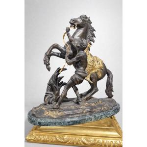 Paire de Bronze d’après Guillaume Coustou Les Chevaux de Marly Bronze à patine brune et doré