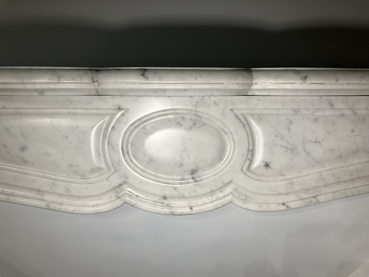 Antique Louis XV Style Fireplace In Veined White Marble.-photo-2