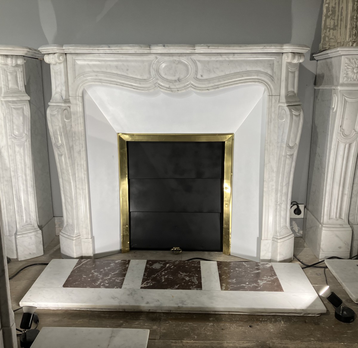 Antique Louis XV Style Fireplace In Veined White Marble.