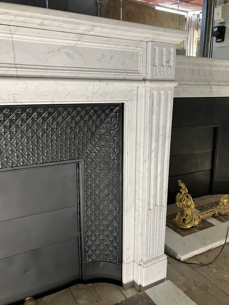Antique Louis XVI Style Fireplace In Veined White Marble.-photo-5