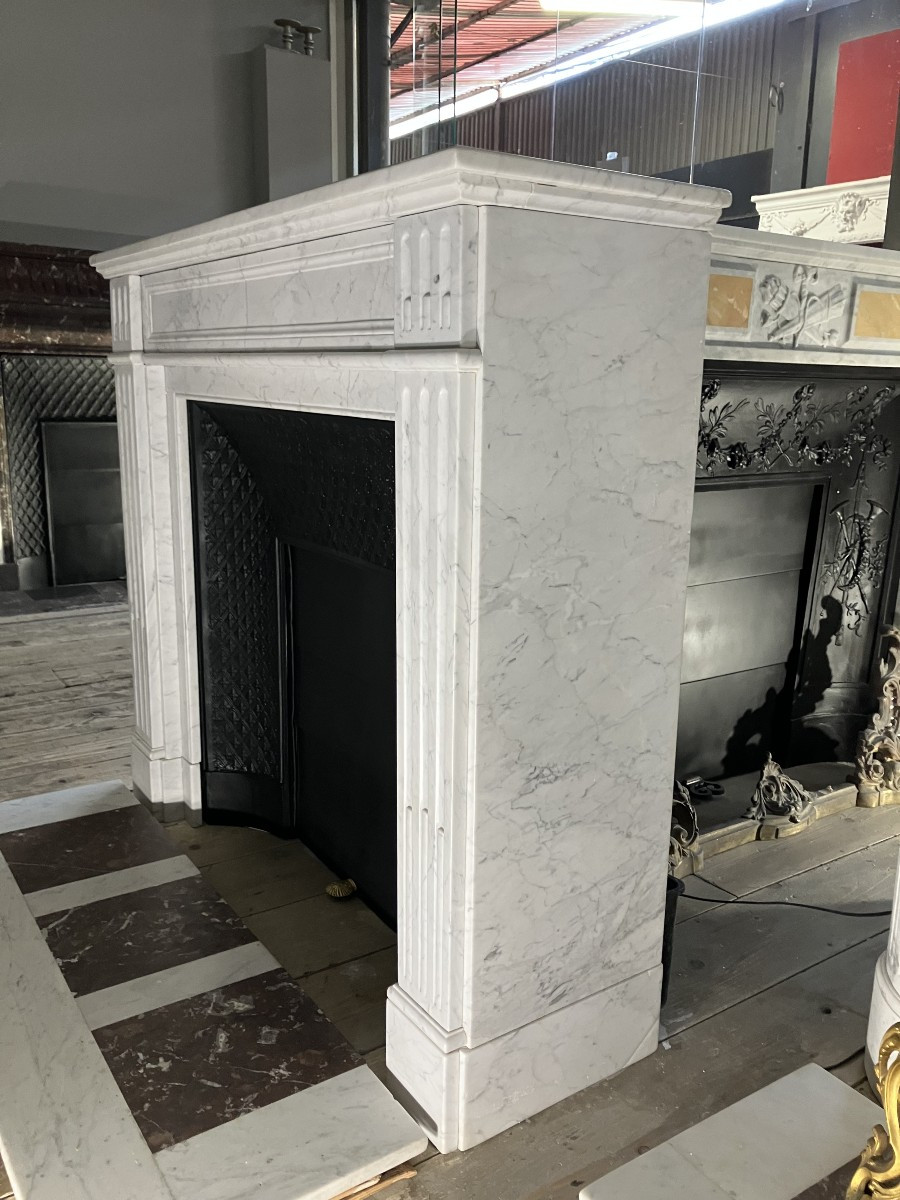 Antique Louis XVI Style Fireplace In Veined White Marble.-photo-6