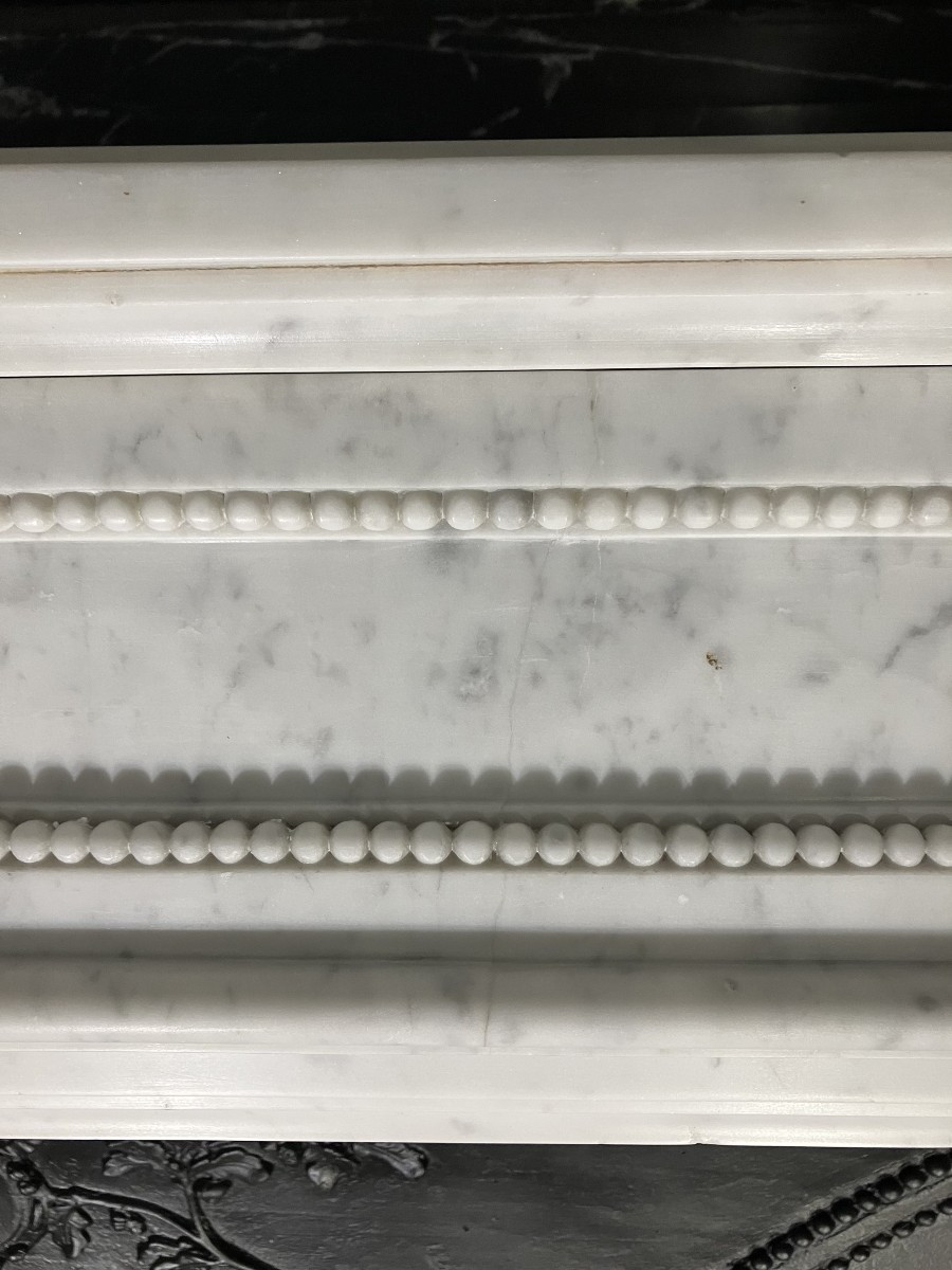 Grande Cheminée Ancienne de Style LOUIS XVI en Marbre Blanc veiné.-photo-3