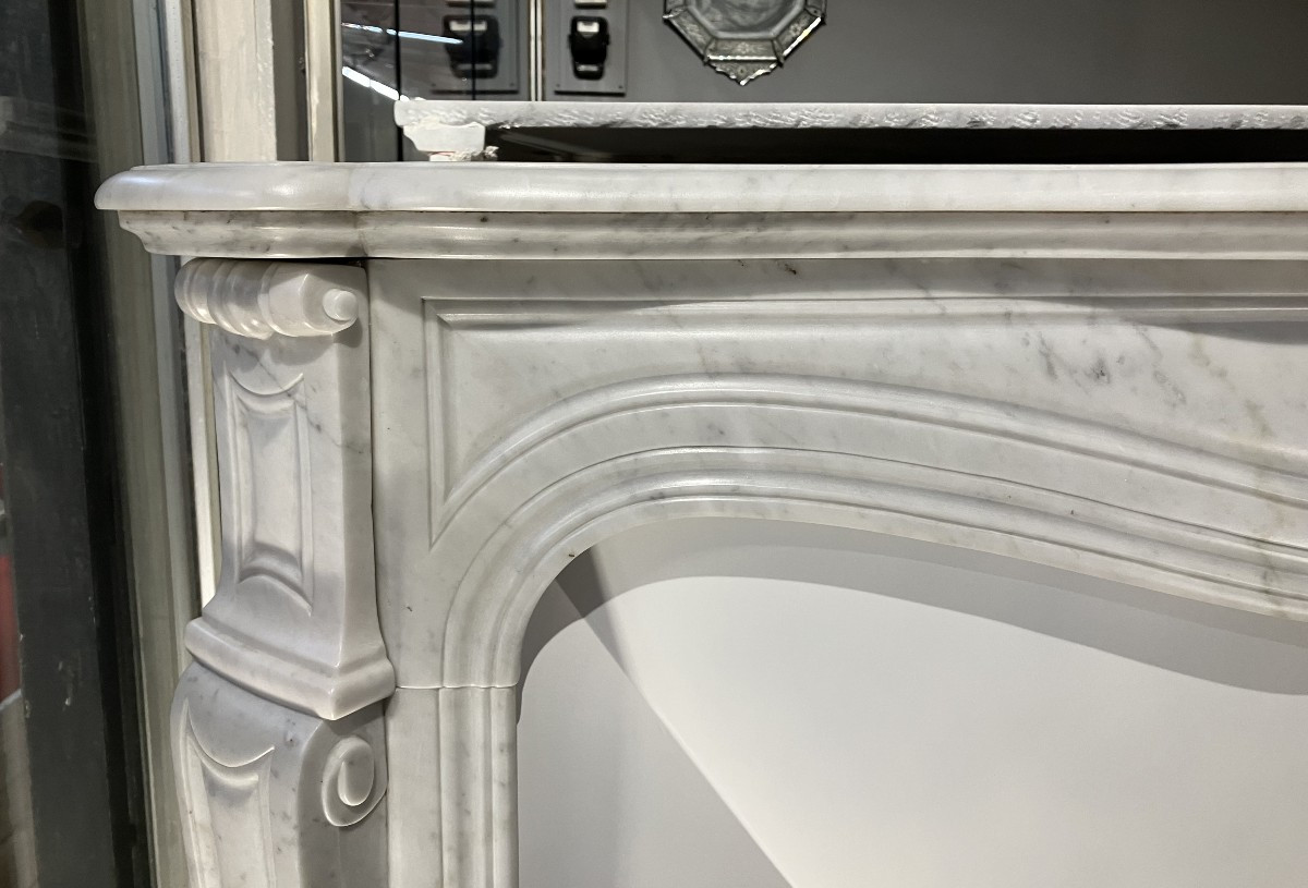 Antique Louis XV Style Fireplace In White Veined Marble.-photo-1