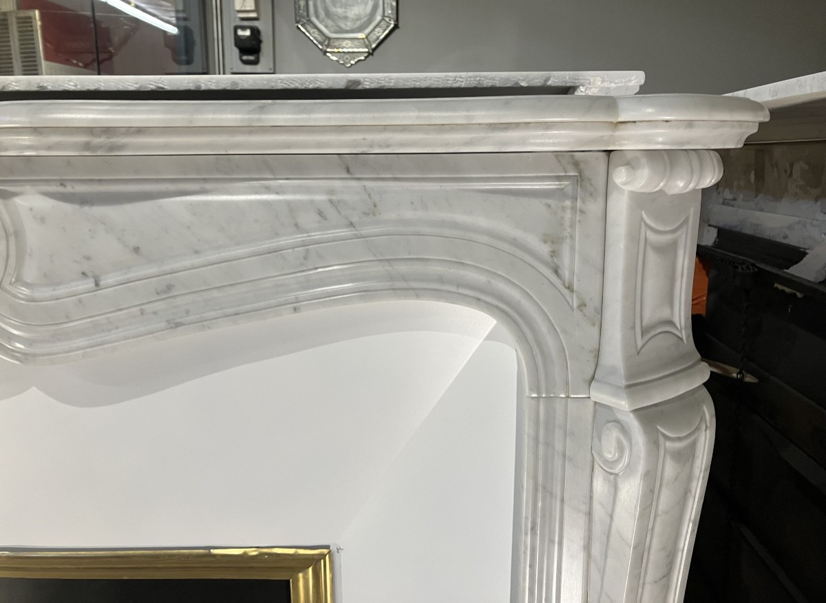 Antique Louis XV Style Fireplace In White Veined Marble.-photo-3