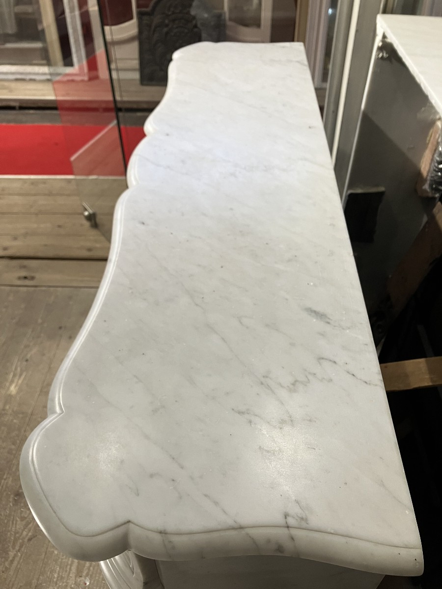 Antique Louis XV Style Fireplace In White Veined Marble.-photo-5