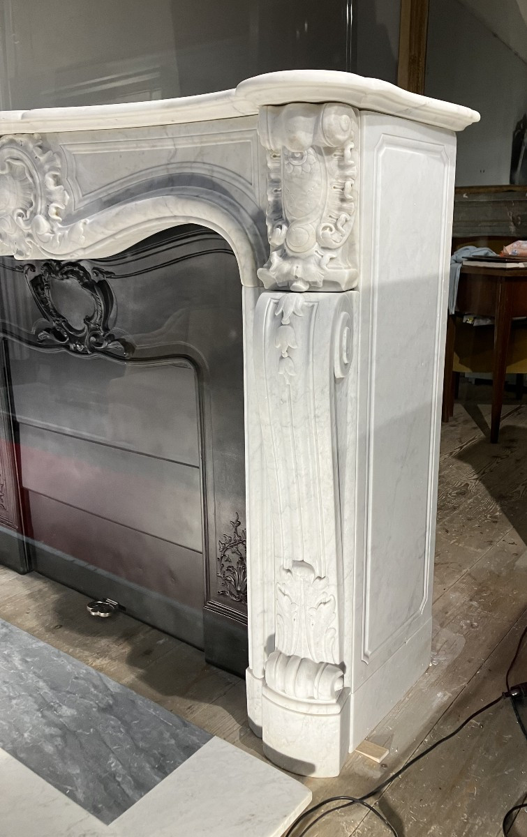 Large Louis XV Style Fireplace In White Veined Marble.-photo-6