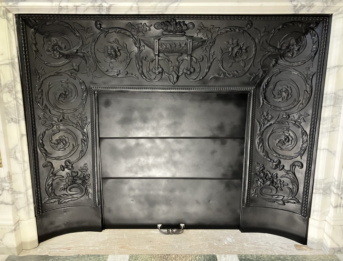 Cheminée Ancienne de Style LOUIS XVI en Marbre Calacatta.-photo-2