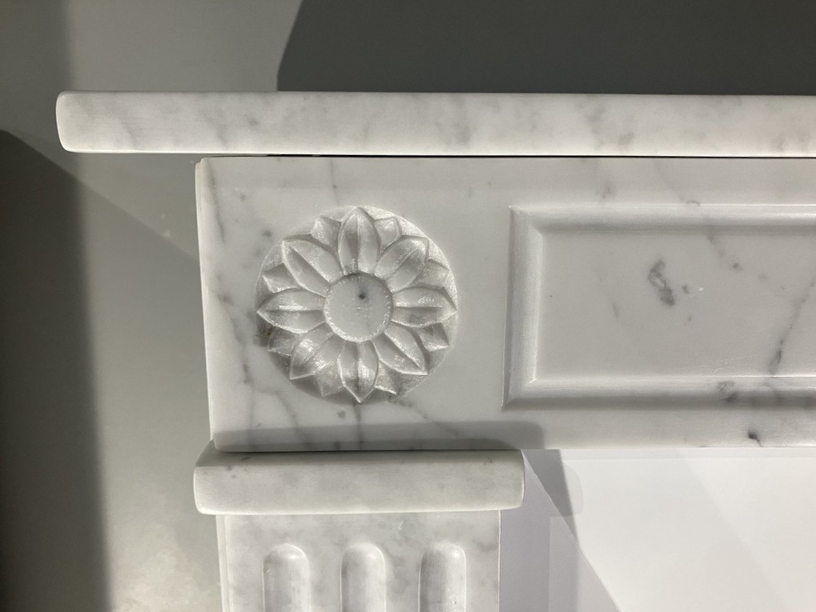 Small Antique Art Deco Fireplace In Veined White Marble.-photo-2