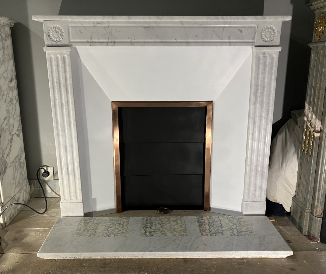 Small Antique Art Deco Fireplace In Veined White Marble.