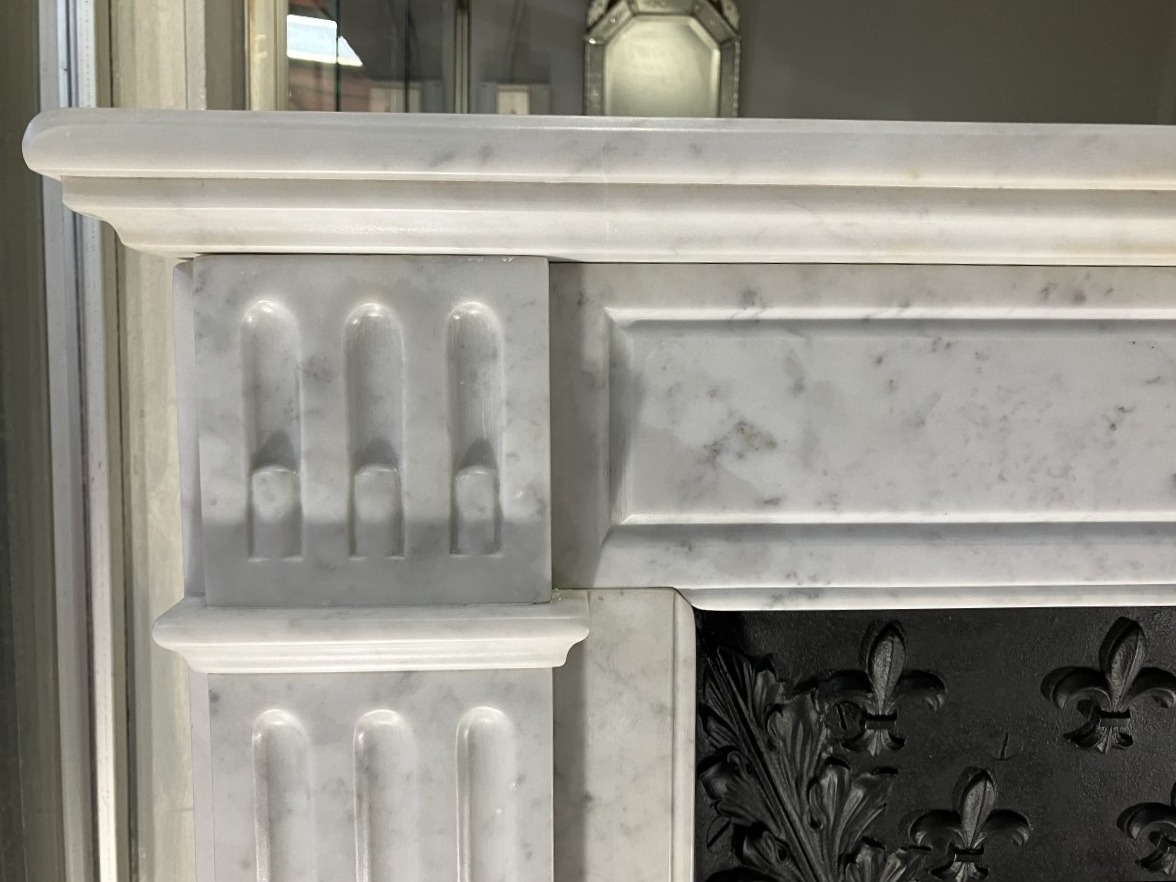 Antique Louis XVI-style Fireplace Made Of Veined White Marble.-photo-1