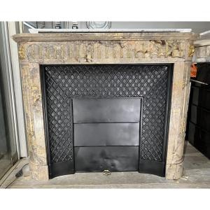 Cheminée Ancienne a Bronzes de Style LOUIS XVI en Marbre Sarrancolin.