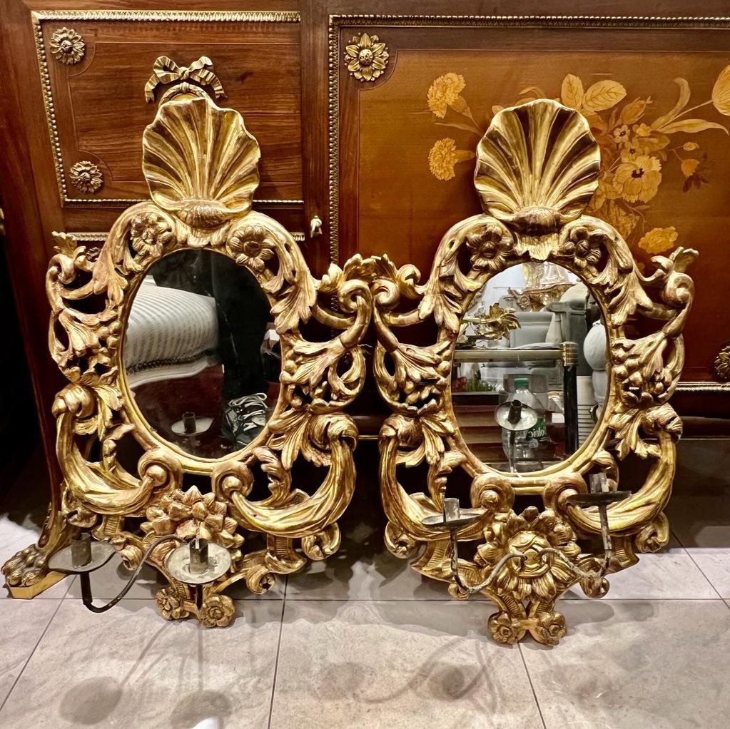 Pair Of Italian Mirrors In Golden Wood Eighteenth Century