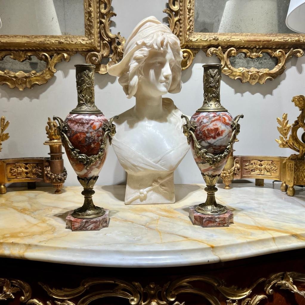 Pair Of Cassolettes In Violet Breccia Marble Decorated With Mascarons From The End Of The XIXth Century-photo-2