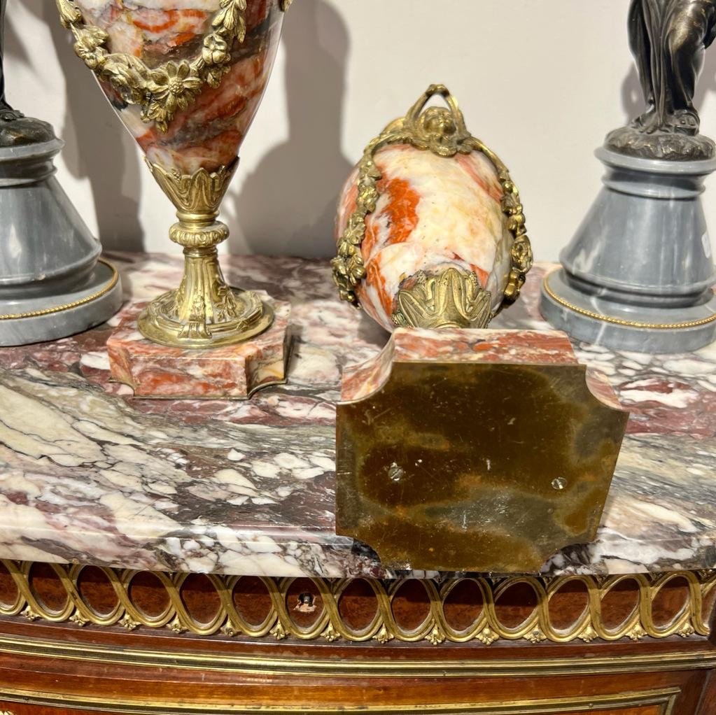 Pair Of Cassolettes In Violet Breccia Marble Decorated With Mascarons From The End Of The XIXth Century-photo-4