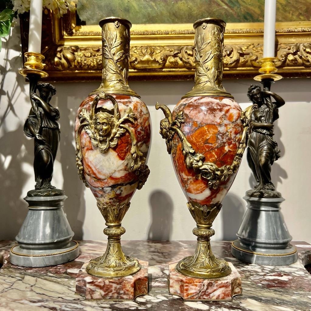 Pair Of Cassolettes In Violet Breccia Marble Decorated With Mascarons From The End Of The XIXth Century-photo-8