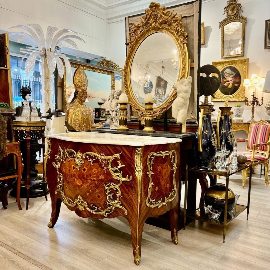 Louis XV Style Ceremonial Commode In Marquetry From The Early 20th Century-photo-7