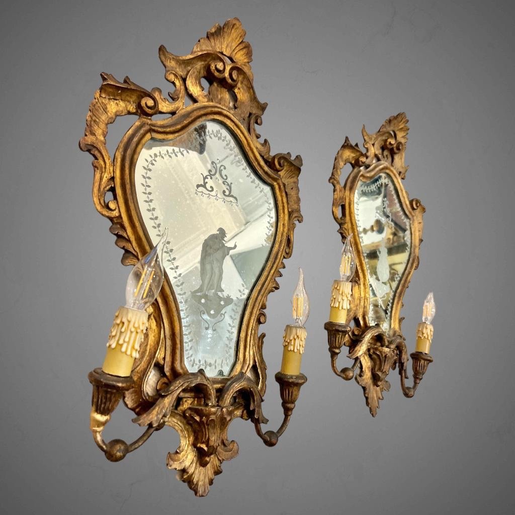 Pair Of Venetian Sconces In Golden Wood With Engraved Ice Backgrounds From The 19th Century-photo-4