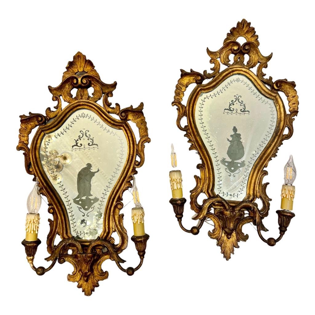 Pair Of Venetian Sconces In Golden Wood With Engraved Ice Backgrounds From The 19th Century