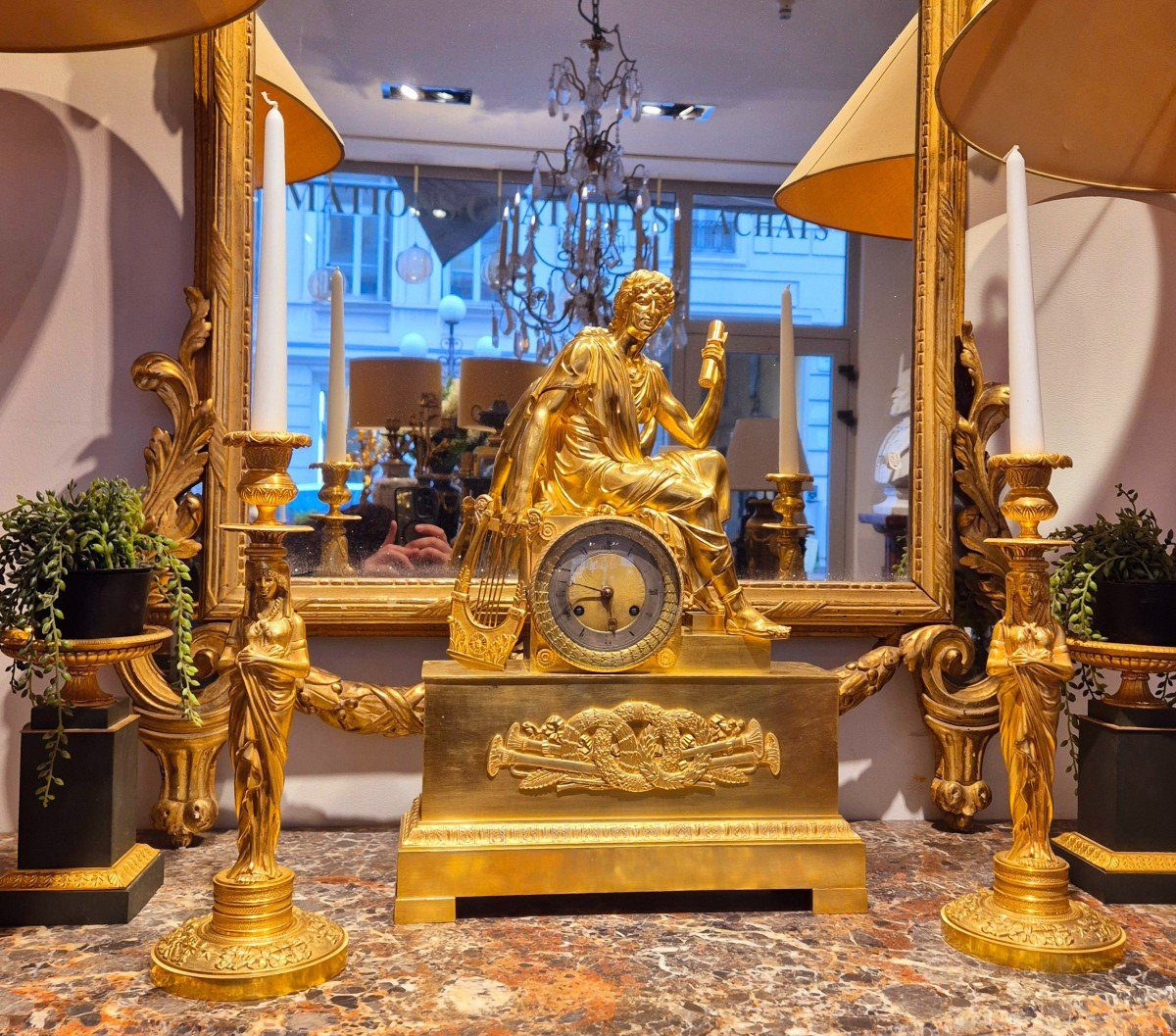 Paire De Bougeoirs D’époque Empire Et De Style Retour D’égypte En Bronze Doré, Vers 1810-photo-1