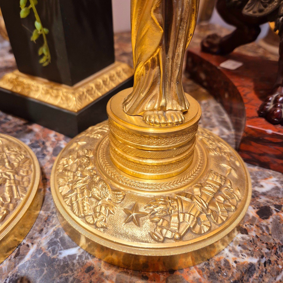 Paire De Bougeoirs D’époque Empire Et De Style Retour D’égypte En Bronze Doré, Vers 1810-photo-4