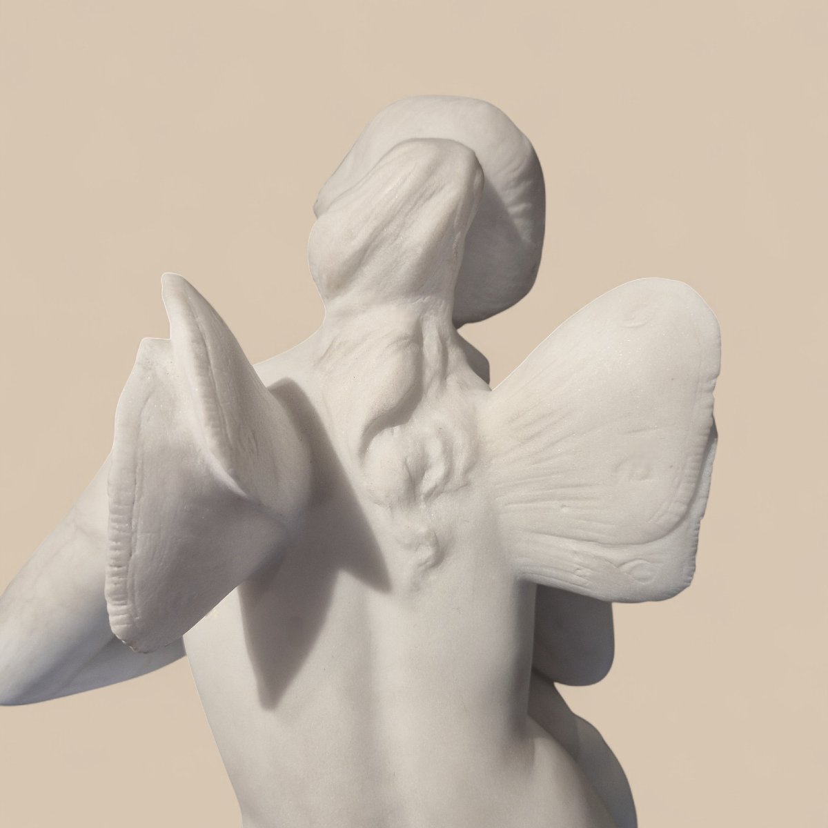 Sculpture en marbre de Carrare, XIXème siècle – Psyché et Cupidon, signée Pugi-photo-5