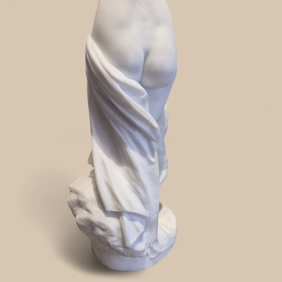 Sculpture en marbre de Carrare, XIXème siècle – Psyché et Cupidon, signée Pugi-photo-7