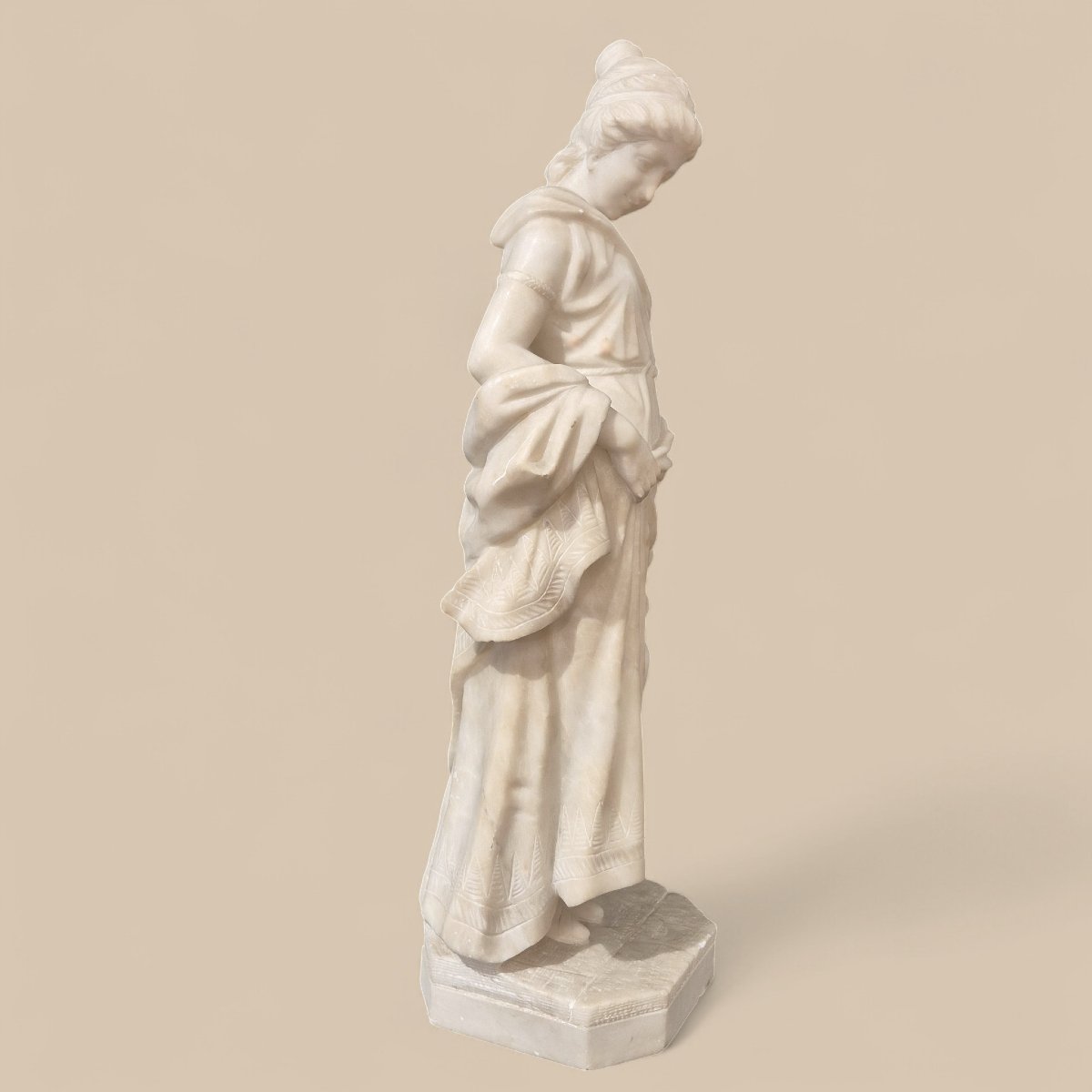 Young Girl At The Fountain, 19th Century White Carrara Marble Sculpture, Italy-photo-3