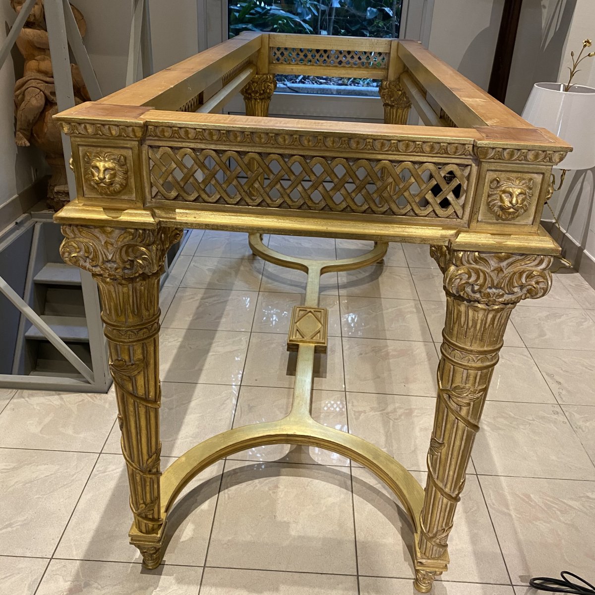 Grande Table Console De Style Louis XVI En Bois Doré Décors Aux Carquois Dessus Marbre Brèche -photo-1