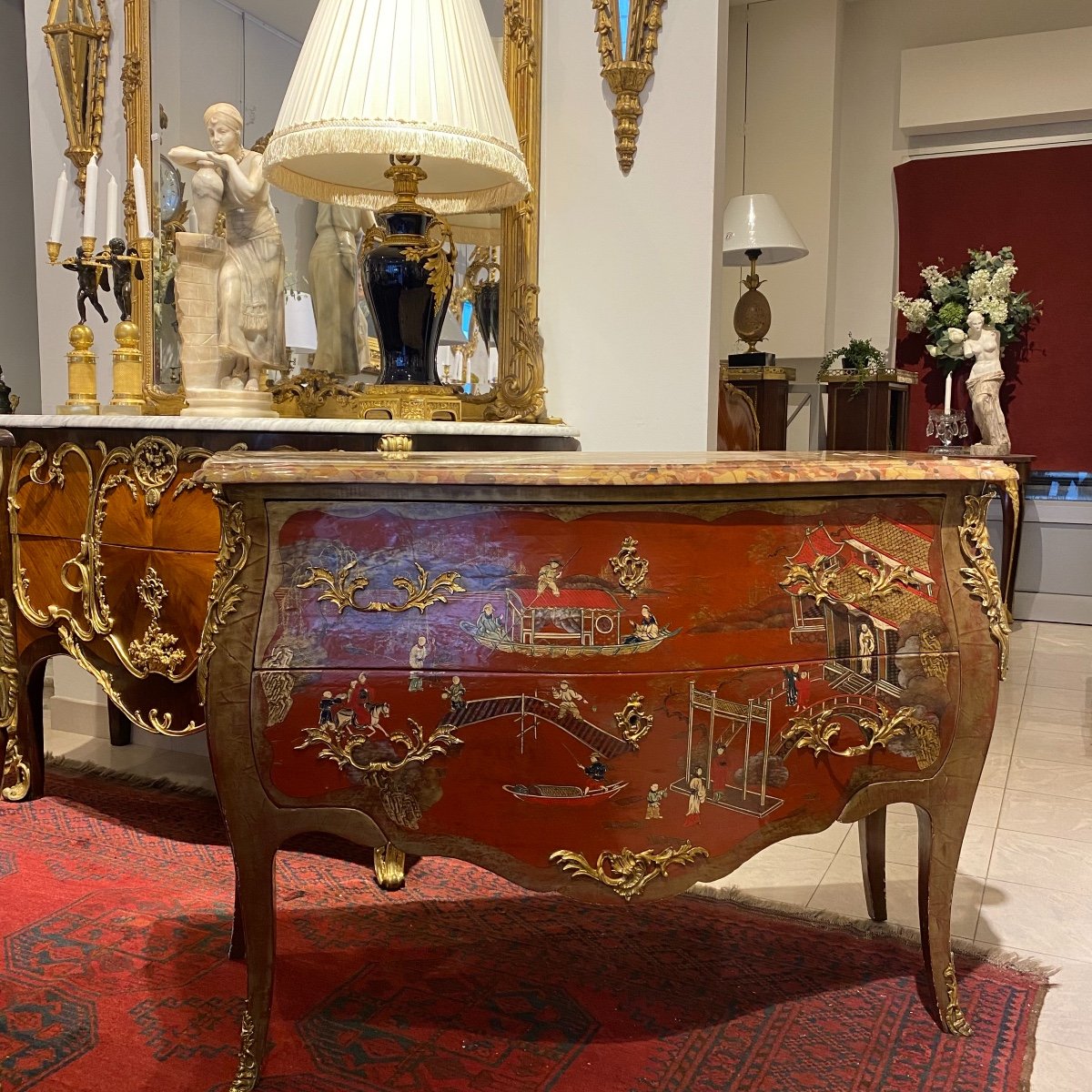 Commode Louis XV En Laque De Chine Rouge Fin XIX Ieme -photo-4