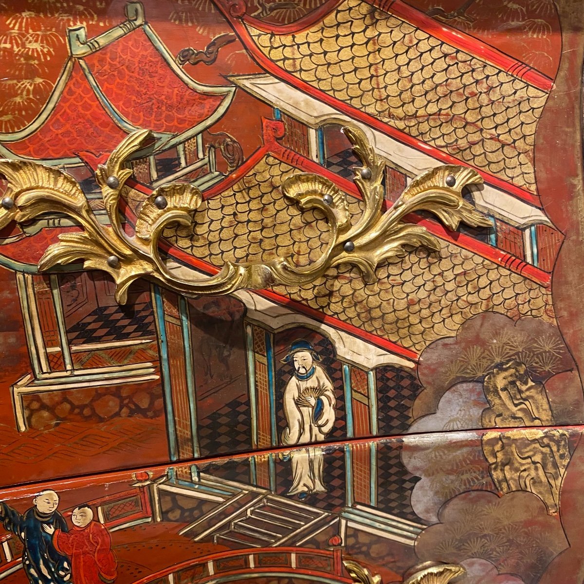 Commode Louis XV En Laque De Chine Rouge Fin XIX Ieme -photo-2