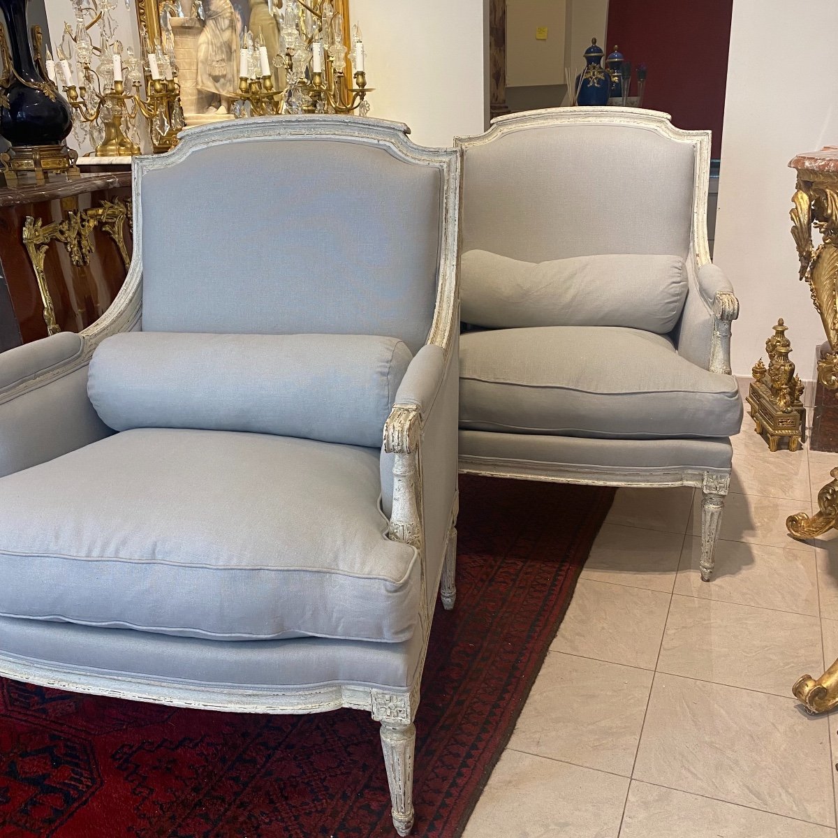 Paire De Bergeres Louis XVI En Bois Laqué Retapissées De Lin. époque Fin XIX Ieme -photo-3