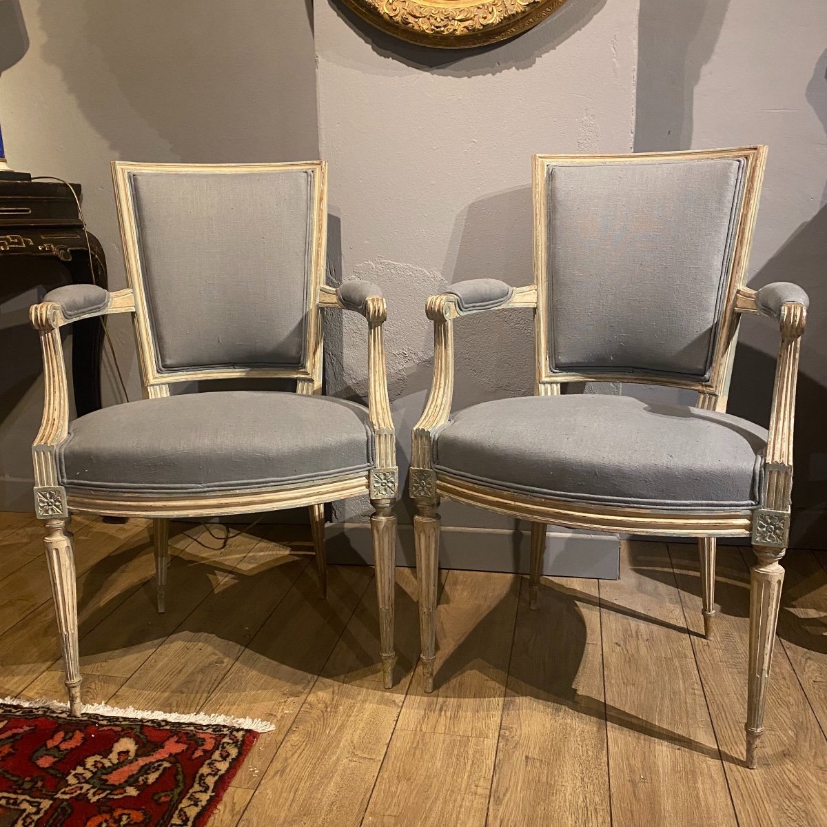 Paire De Cabriolets De Style Louis XVI En Bois Laqué D’époque XIX Ieme -photo-2