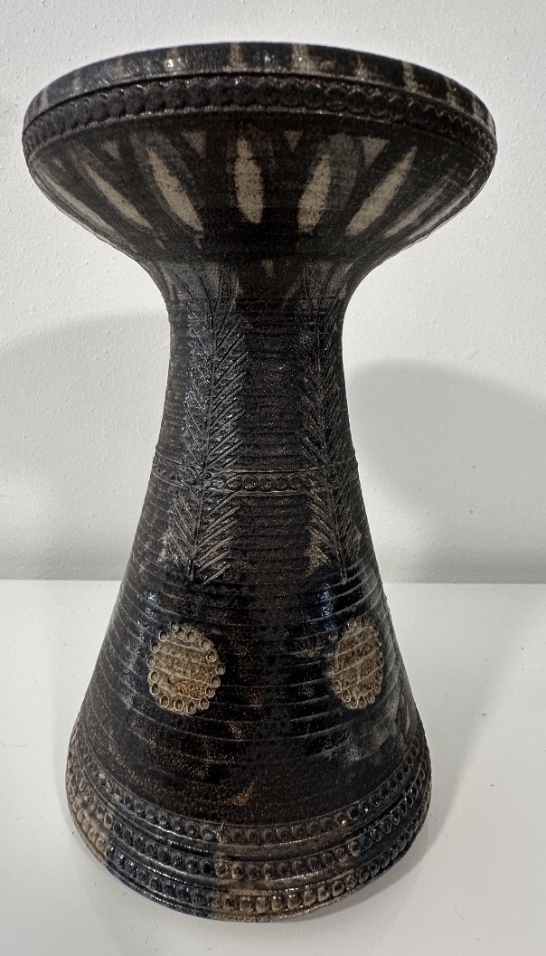 Vase en grès signée Jean-Claude Courjault- faïencerie KERALUC QUIMPER
