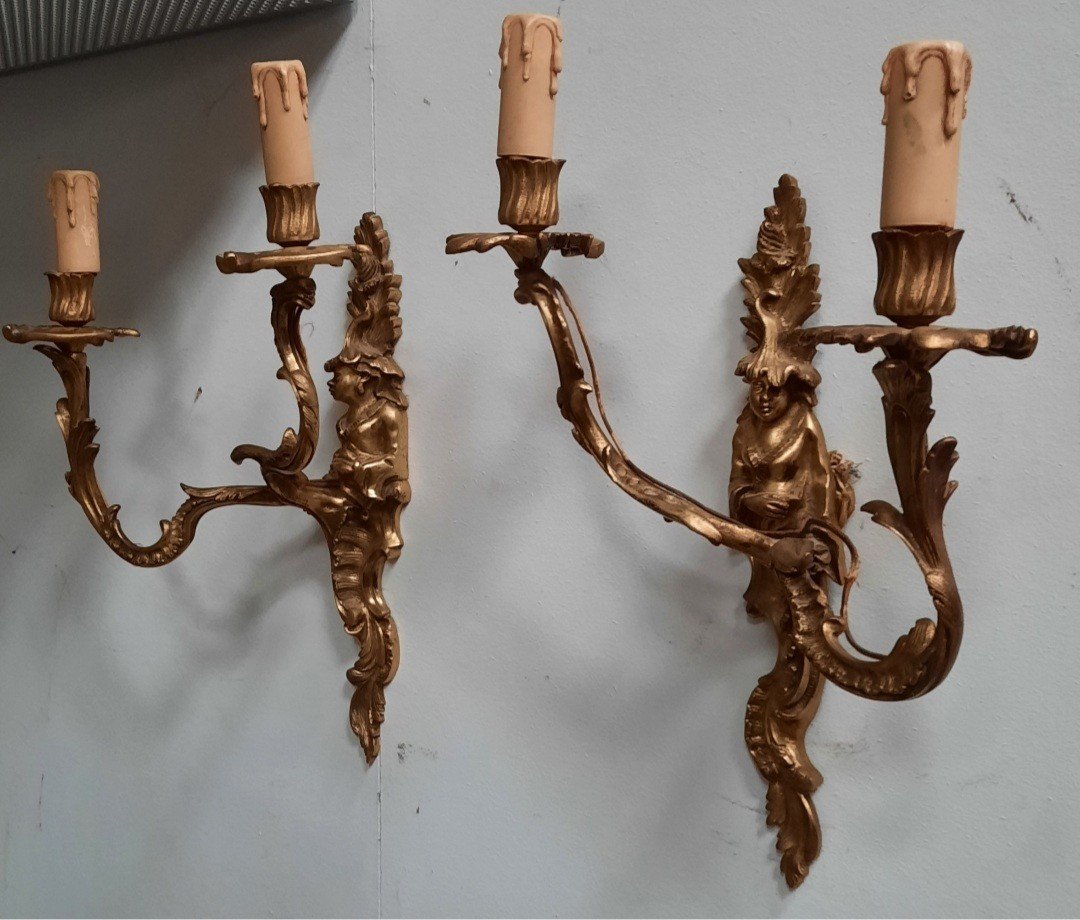 Pair Of Bronze Wall Lights In Chlnois-photo-3