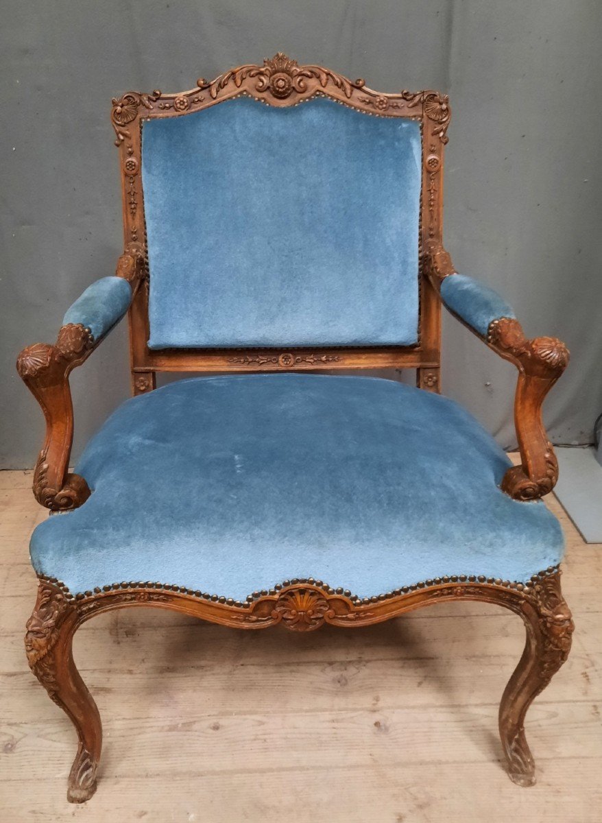 Fauteuil Louis XV Richement Sculpté -photo-1