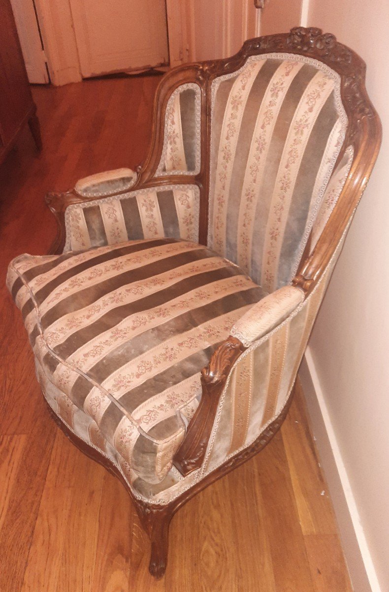 Louis XV Style Walnut Bergère -photo-8