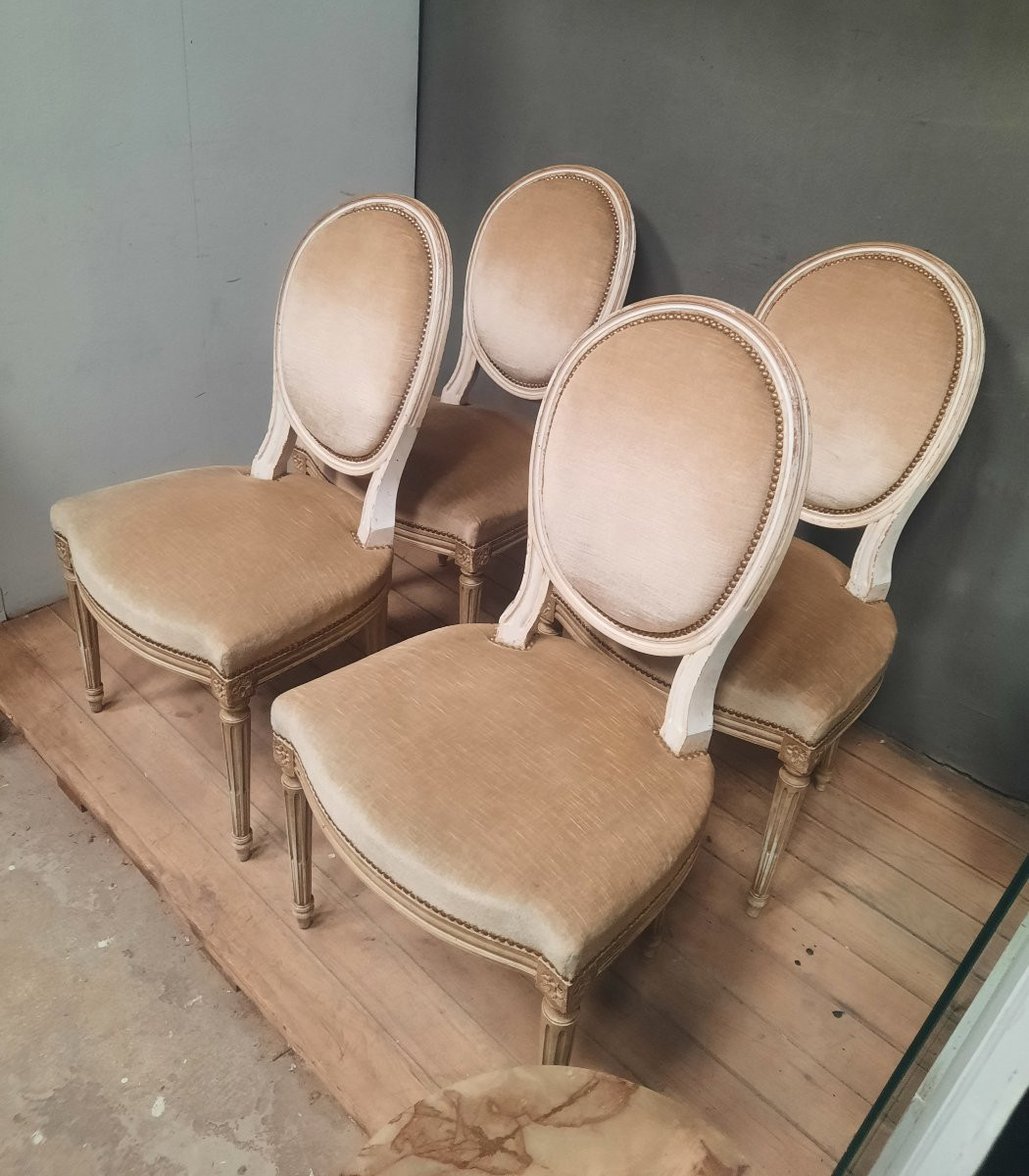 Suite de 4 chaises de style Louis XVI marquées " Gouffe"-photo-2