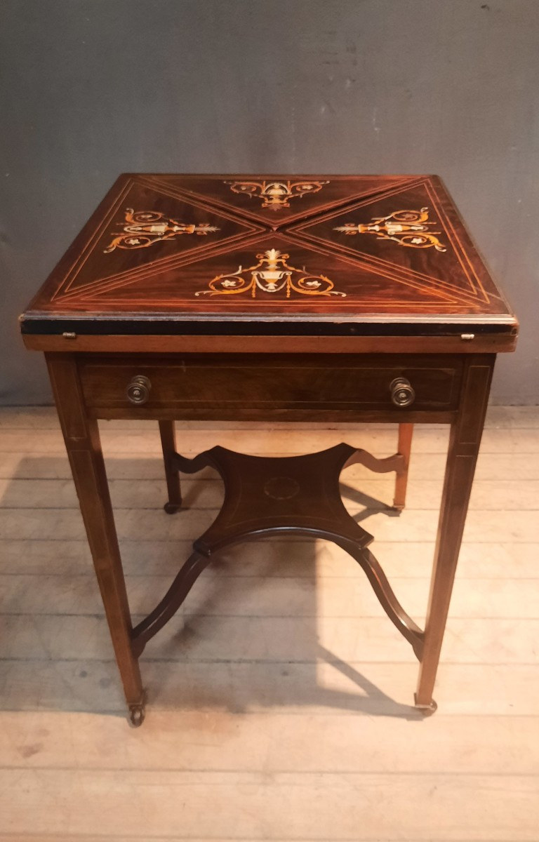 Handkerchief Game Table